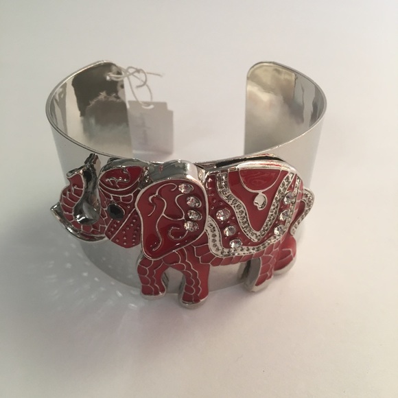 Elephant silver cuff - Picture 2 of 4